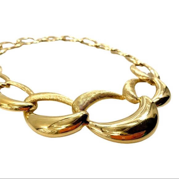 Vintage NAPIER Gold Chunky Chain Link Necklace - Picture 5 of 8